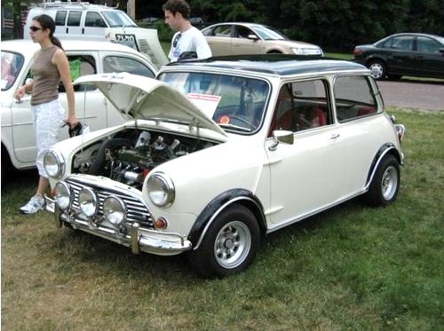 Formerly Leey Kyser's Mini Cooper (photo courtesy of clarkwd55 @ rides.webshots.com)