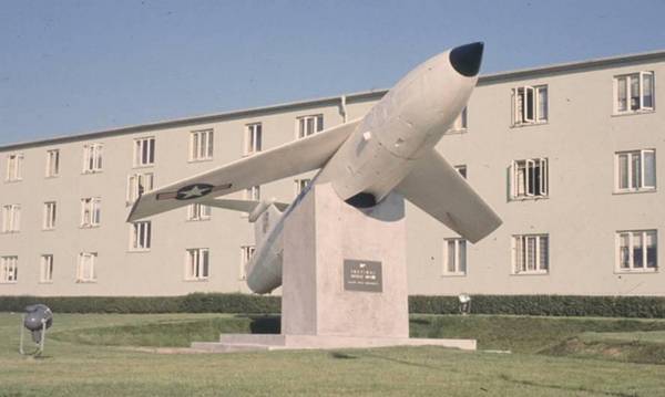 Display Missile - Sembach AB (photo courtesy of Fred Horky)